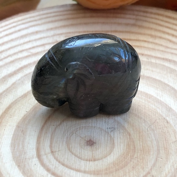 Labradorite Elephant - Picture 2 of 14
